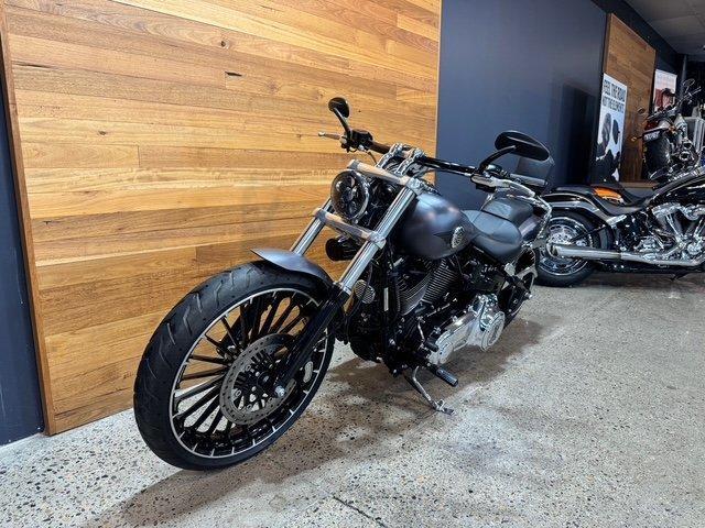 2017 HARLEY-DAVIDSON FXSB SOFTAIL BREAKOUT CRUISER