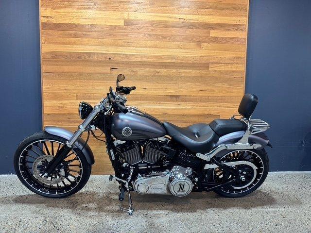 2017 HARLEY-DAVIDSON FXSB SOFTAIL BREAKOUT CRUISER