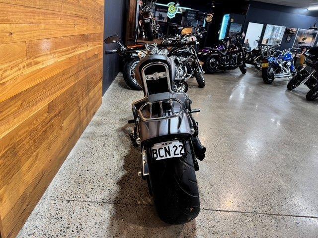 2017 HARLEY-DAVIDSON FXSB SOFTAIL BREAKOUT CRUISER