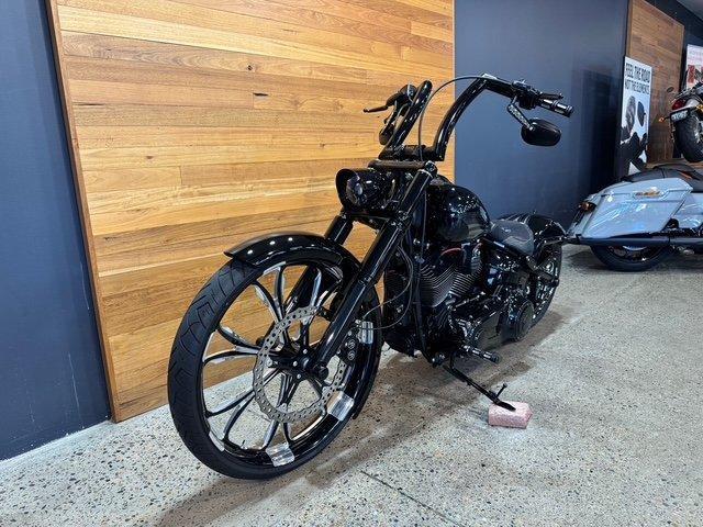 2016 HARLEY-DAVIDSON FXSB SOFTAIL BREAKOUT CRUISER