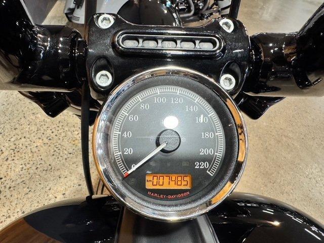 2016 HARLEY-DAVIDSON FXSB SOFTAIL BREAKOUT CRUISER
