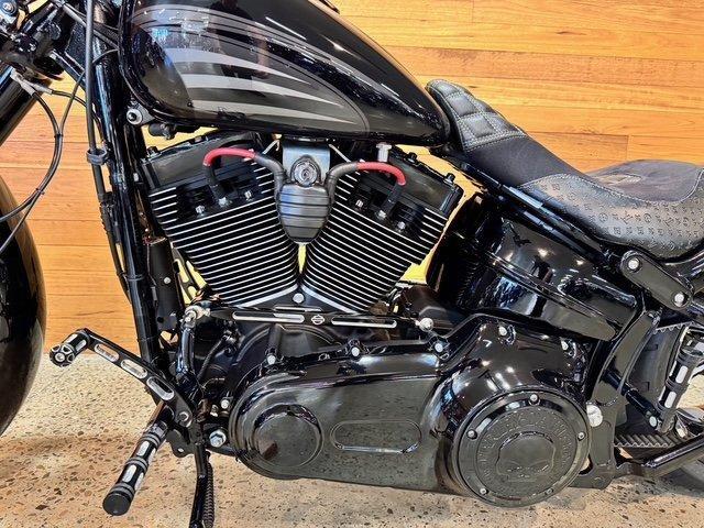 2016 HARLEY-DAVIDSON FXSB SOFTAIL BREAKOUT CRUISER