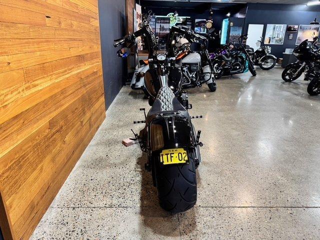 2016 HARLEY-DAVIDSON FXSB SOFTAIL BREAKOUT CRUISER