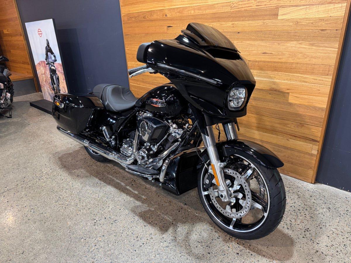 2026 HARLEY-DAVIDSON FLHX STREET GLIDE (117) CRUISER