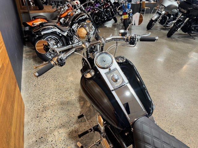 2007 HARLEY-DAVIDSON FXSTC SOFTAIL CUSTOM CRUISER