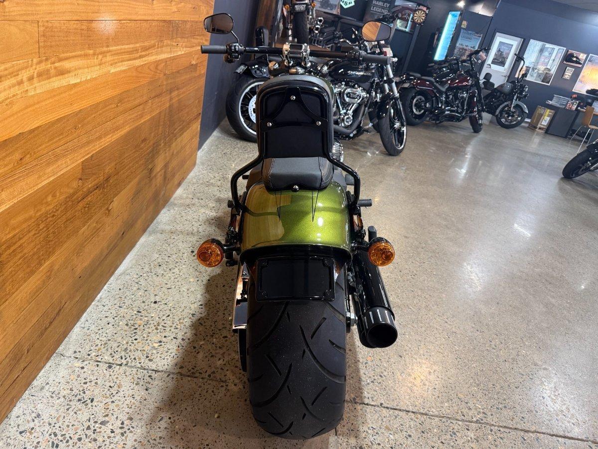 2022 HARLEY-DAVIDSON FXBRS BREAKOUT (114) CRUISER