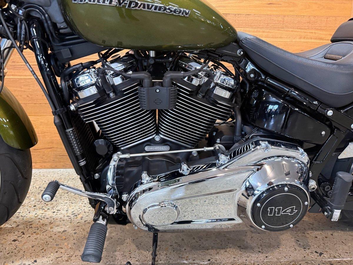 2022 HARLEY-DAVIDSON FXBRS BREAKOUT (114) CRUISER