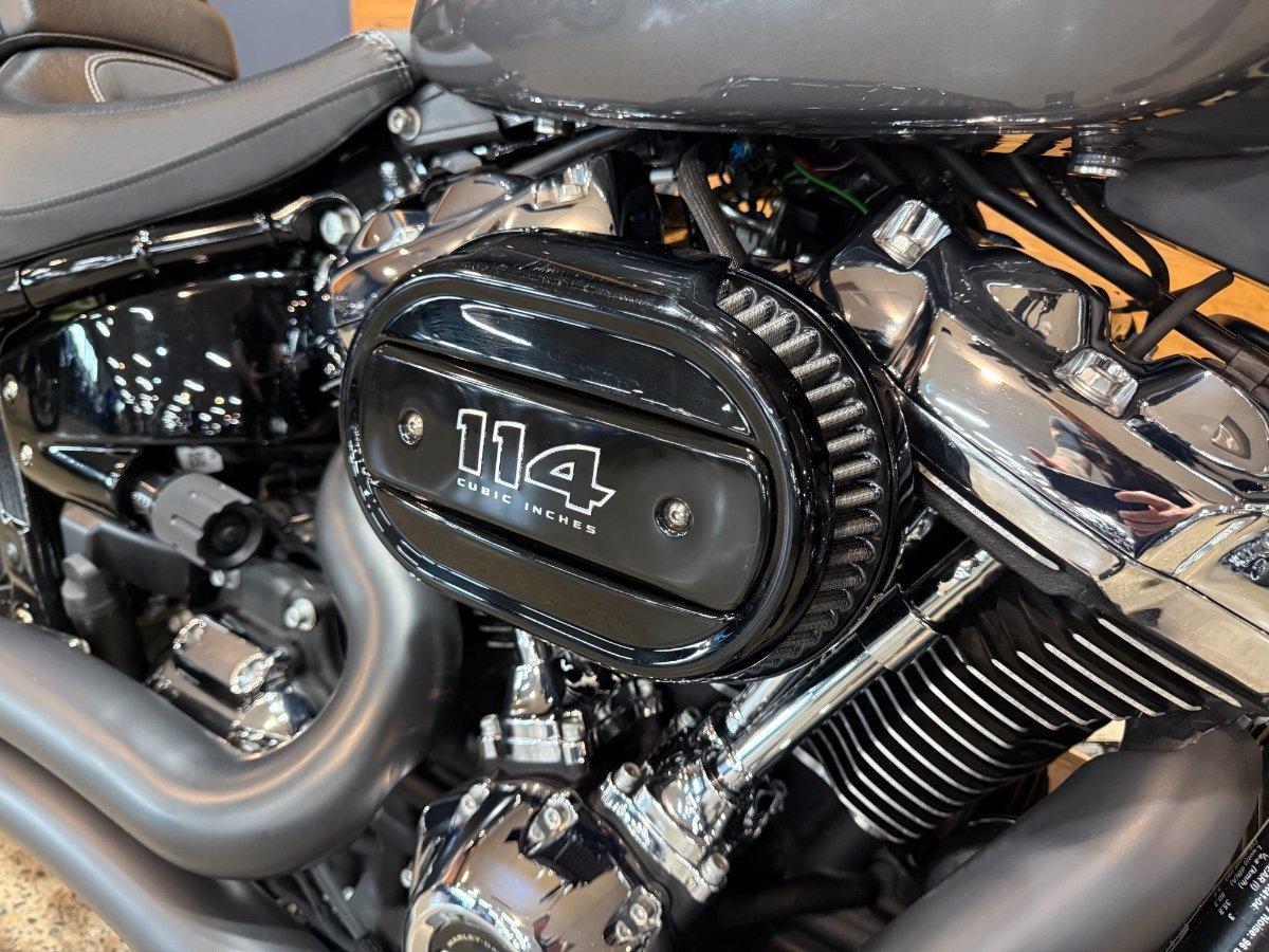 2022 HARLEY-DAVIDSON FXBRS BREAKOUT (114) CRUISER