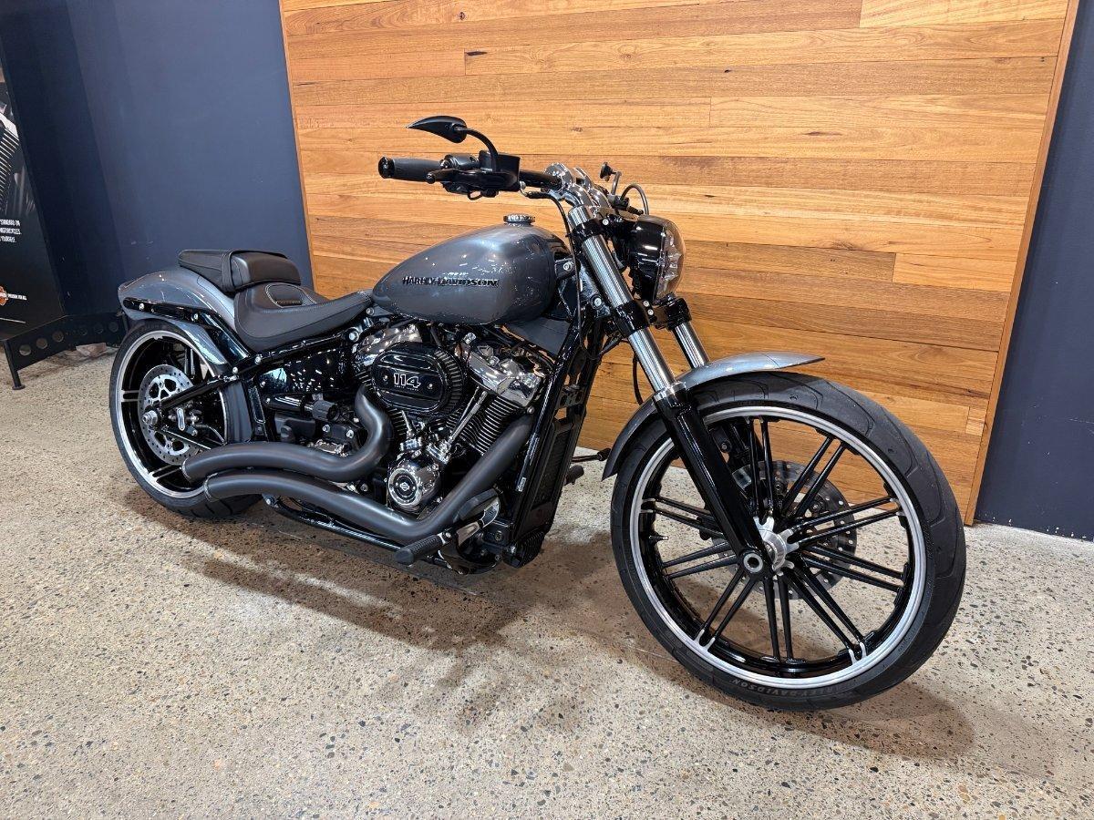 2022 HARLEY-DAVIDSON FXBRS BREAKOUT (114) CRUISER