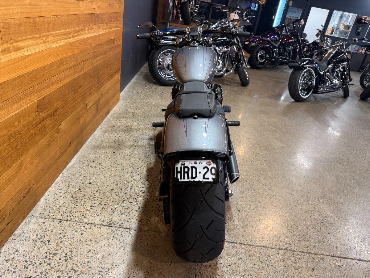 2022 HARLEY-DAVIDSON FXBRS BREAKOUT (114) CRUISER