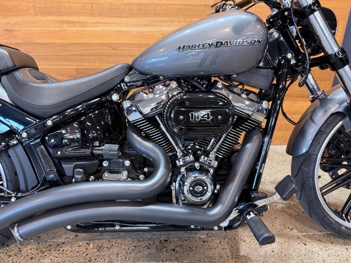 2022 HARLEY-DAVIDSON FXBRS BREAKOUT (114) CRUISER