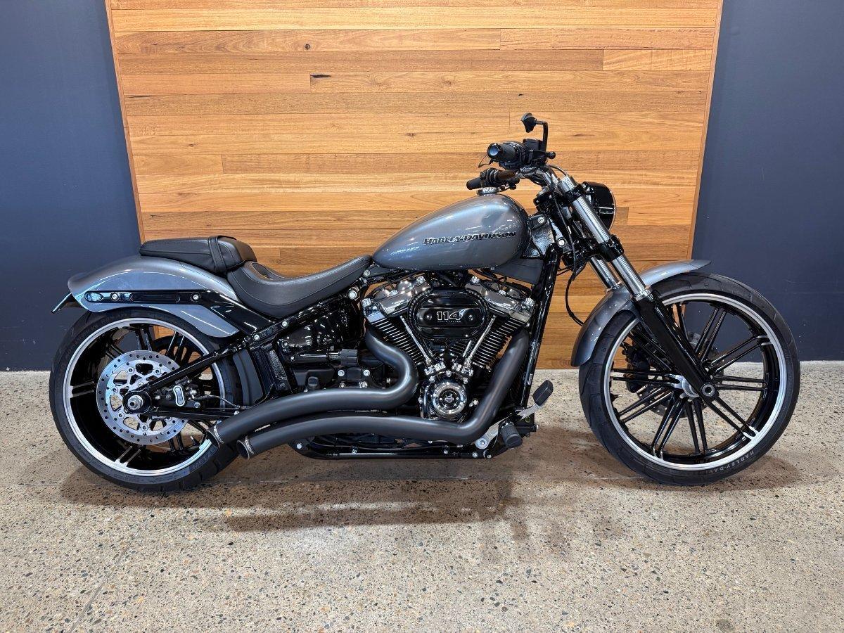 2022 HARLEY-DAVIDSON FXBRS BREAKOUT (114) CRUISER