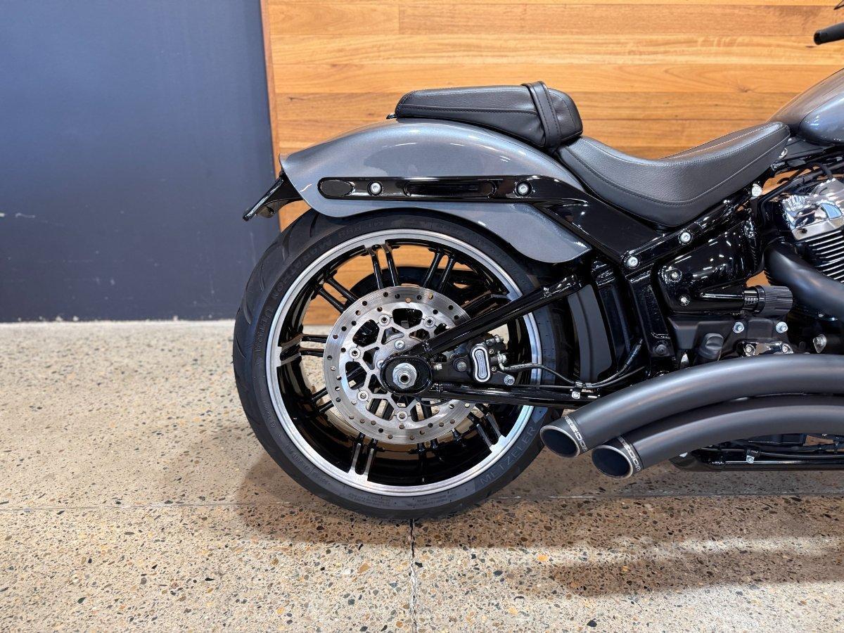 2022 HARLEY-DAVIDSON FXBRS BREAKOUT (114) CRUISER