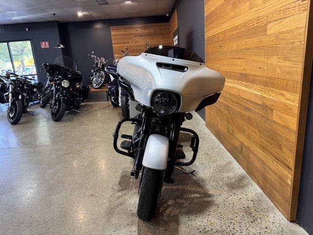 2019 HARLEY-DAVIDSON FLHXS STREET GLIDE SPECIAL CRUISER