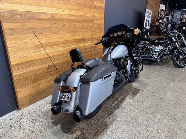 2019 HARLEY-DAVIDSON FLHXS STREET GLIDE SPECIAL CRUISER
