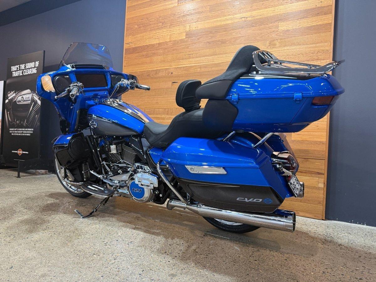 2026 HARLEY-DAVIDSON FLHXLSE CVO STR GLIDE LTD(121) CRUISER