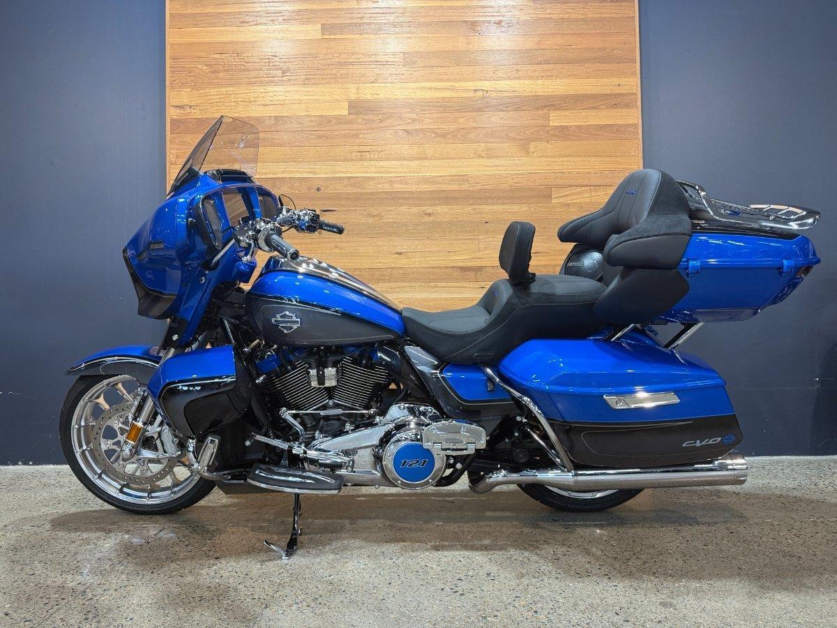 2026 HARLEY-DAVIDSON FLHXLSE CVO STR GLIDE LTD(121) CRUISER