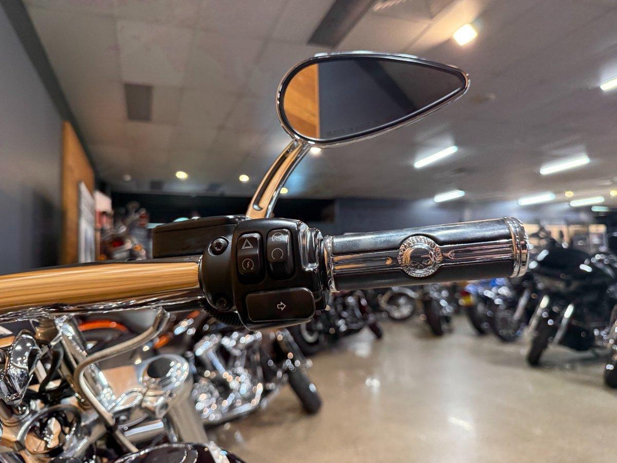 2017 HARLEY-DAVIDSON FXSB SOFTAIL BREAKOUT CRUISER