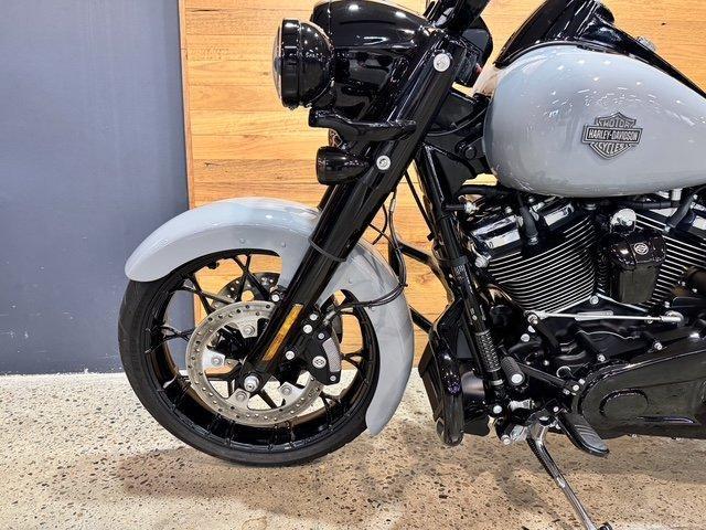 2024 HARLEY-DAVIDSON FLHRXS ROAD KING SPECIAL CRUISER