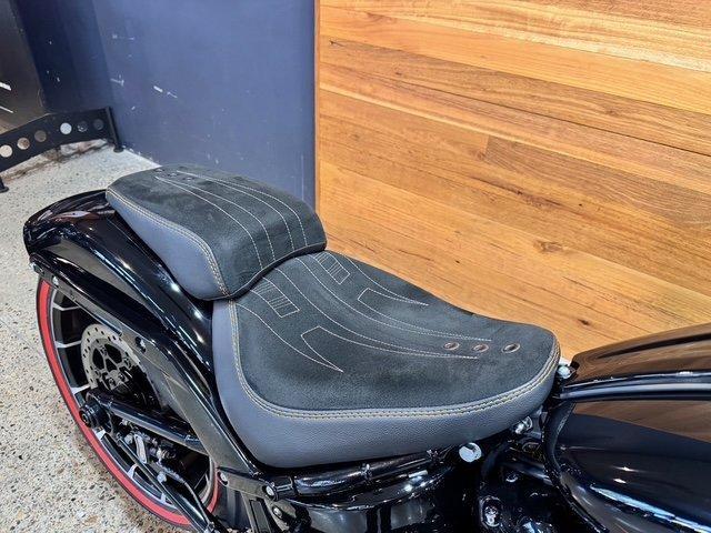 2023 HARLEY-DAVIDSON FXBR BREAKOUT (117) CRUISER