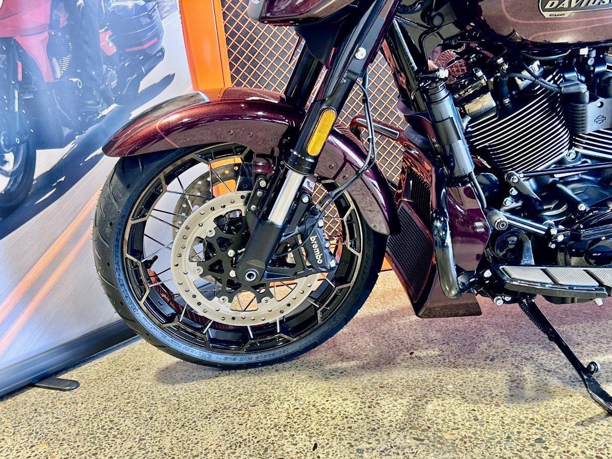 2024 HARLEY-DAVIDSON FLHXSE CVO STREET GLIDE (121) TOURER