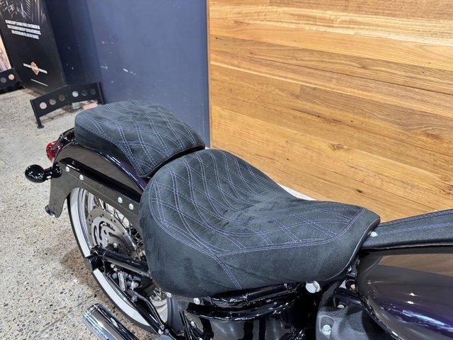 2023 HARLEY-DAVIDSON FLHCS HERITAGE CLASSIC 114 CRUISER