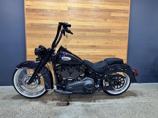 2023 HARLEY-DAVIDSON FLHCS HERITAGE CLASSIC 114 CRUISER