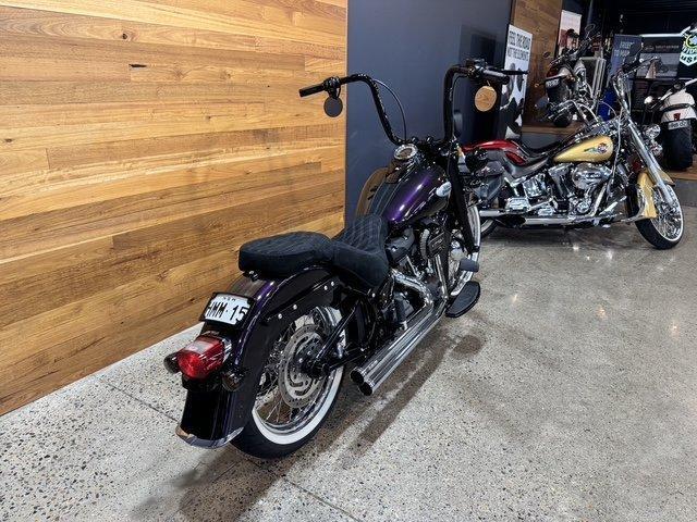 2023 HARLEY-DAVIDSON FLHCS HERITAGE CLASSIC 114 CRUISER