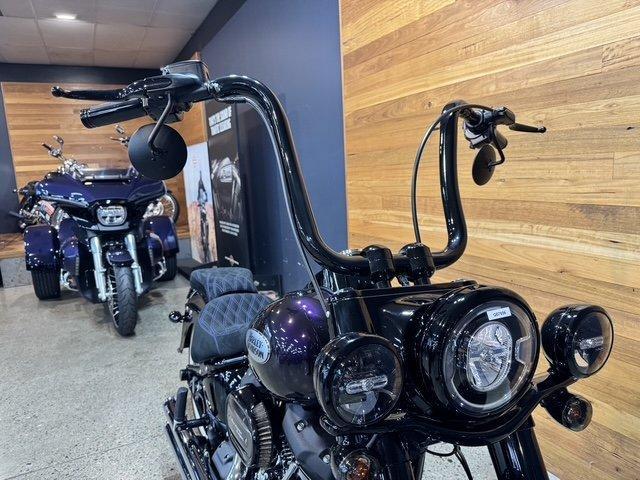 2023 HARLEY-DAVIDSON FLHCS HERITAGE CLASSIC 114 CRUISER