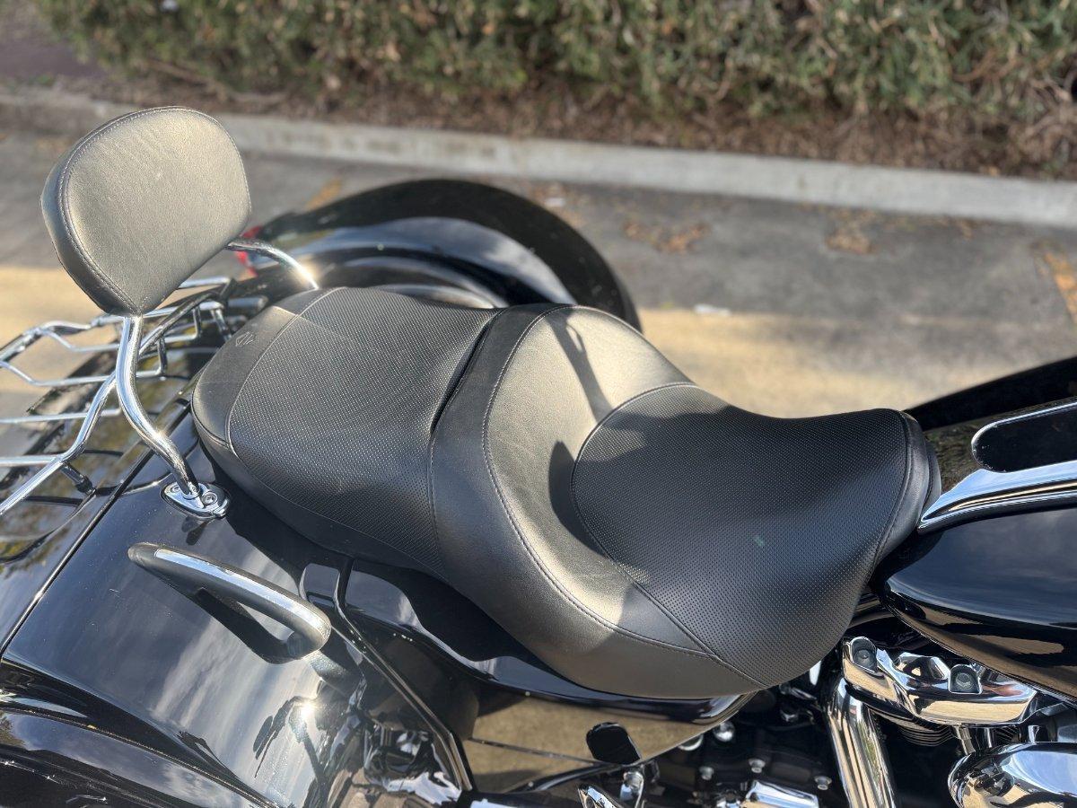 2018 HARLEY-DAVIDSON FLRT FREEWHEELER TRIKE