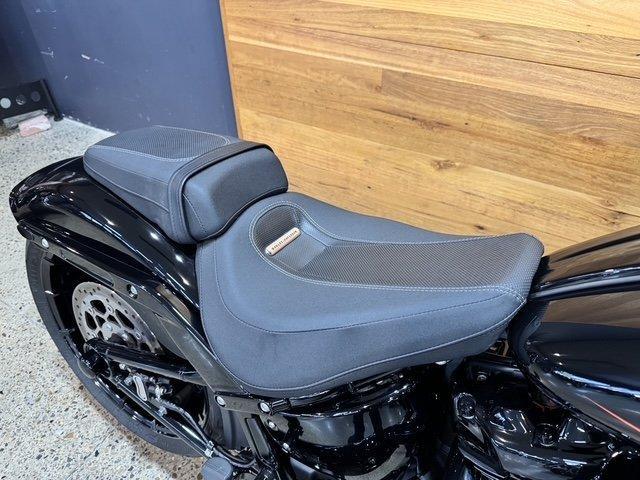 2023 HARLEY-DAVIDSON FXBR BREAKOUT (117) CRUISER