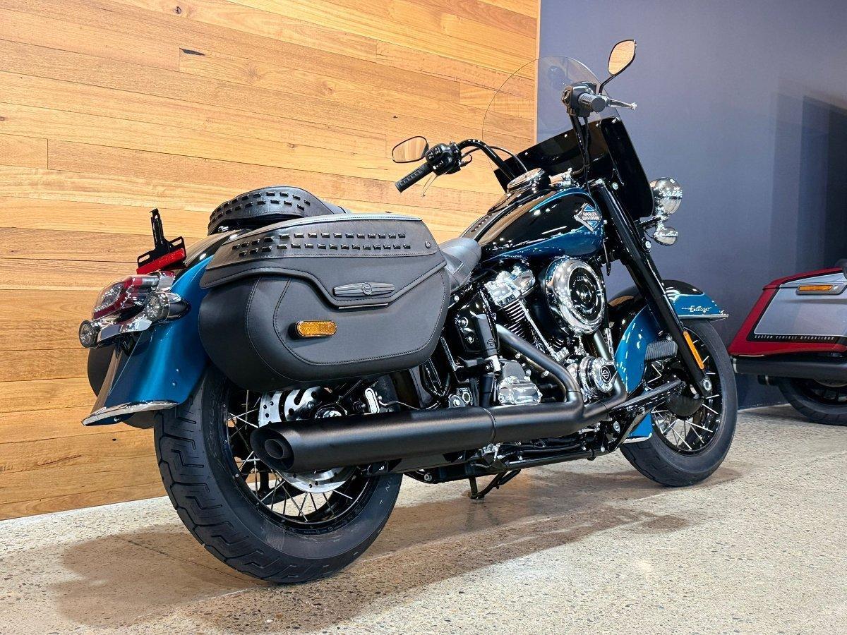 2026 HARLEY-DAVIDSON FLHC HERITAGE CLASSIC (117) CRUISER