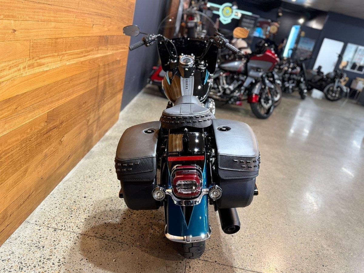 2026 HARLEY-DAVIDSON FLHC HERITAGE CLASSIC (117) CRUISER