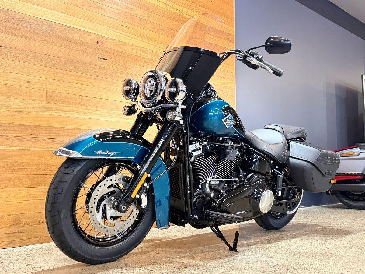 2026 HARLEY-DAVIDSON FLHC HERITAGE CLASSIC (117) CRUISER