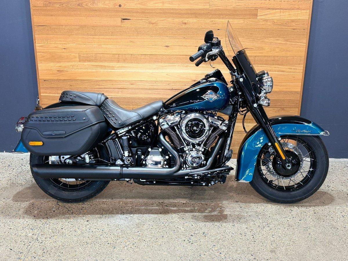 2026 HARLEY-DAVIDSON FLHC HERITAGE CLASSIC (117) CRUISER