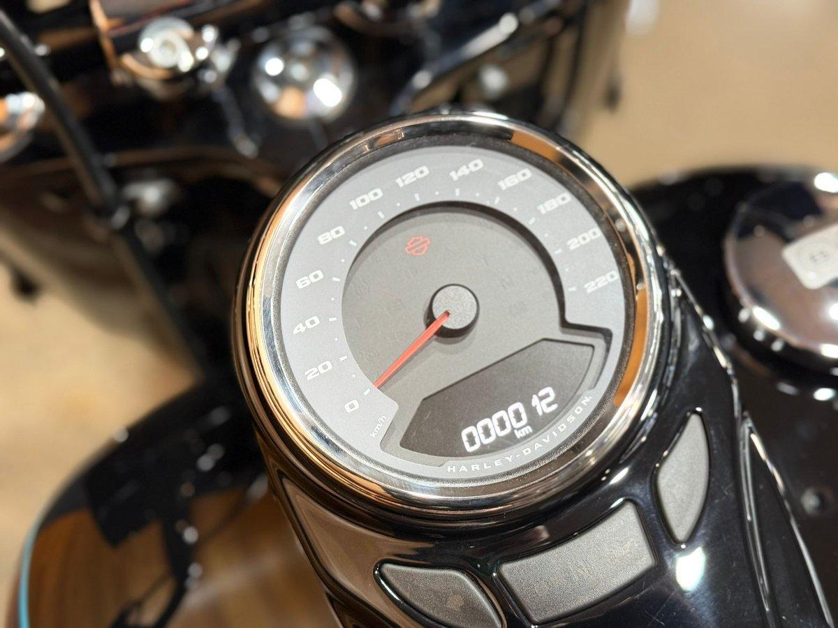 2026 HARLEY-DAVIDSON FLHC HERITAGE CLASSIC (117) CRUISER