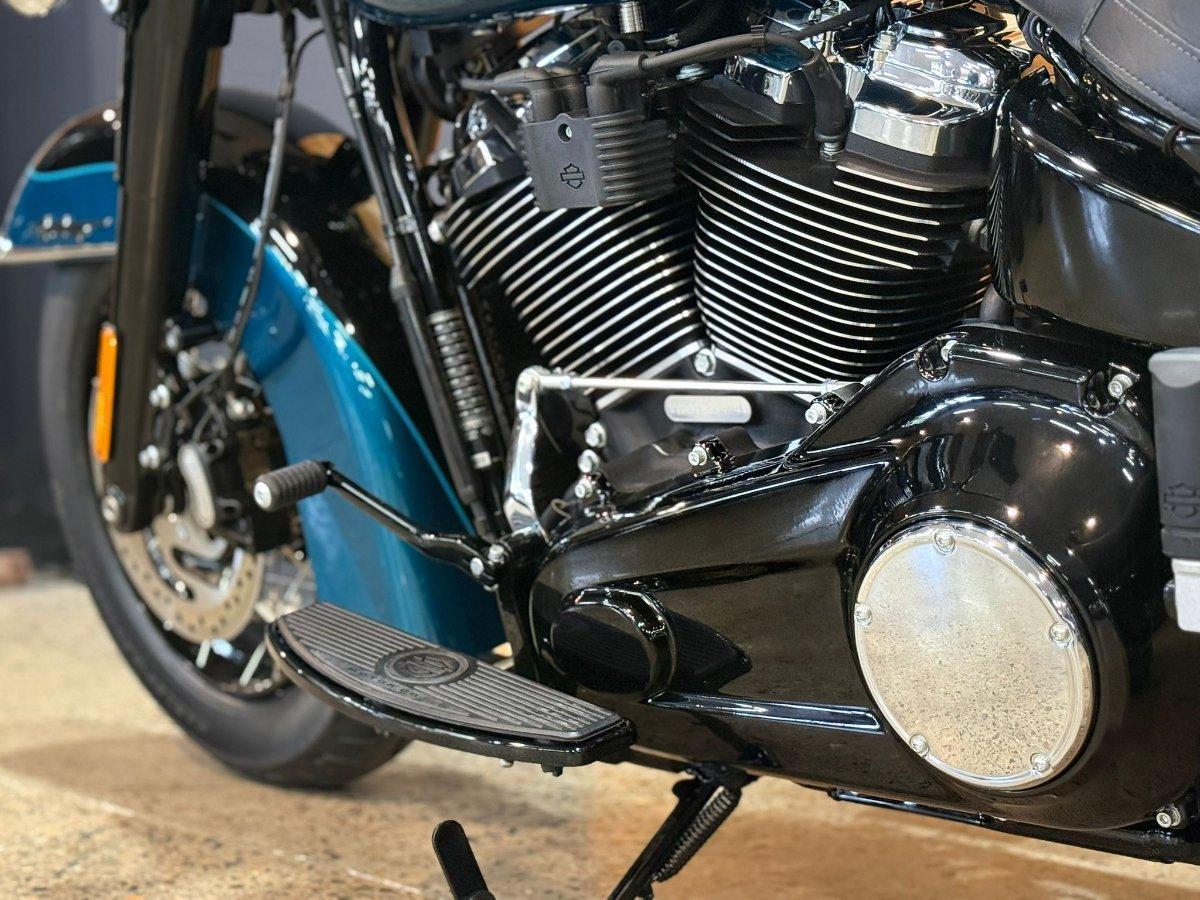 2026 HARLEY-DAVIDSON FLHC HERITAGE CLASSIC (117) CRUISER