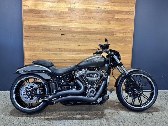 2019 HARLEY-DAVIDSON FXBRS BREAKOUT (114) CRUISER