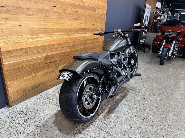 2019 HARLEY-DAVIDSON FXBRS BREAKOUT (114) CRUISER