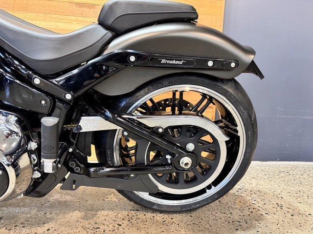2019 HARLEY-DAVIDSON FXBRS BREAKOUT (114) CRUISER