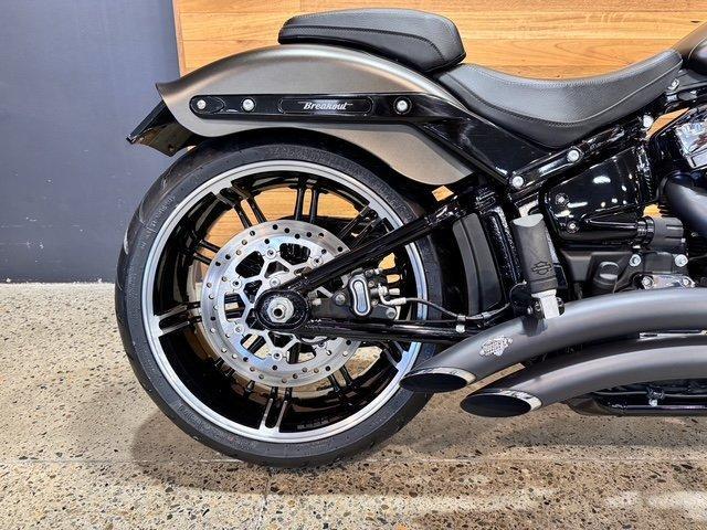 2019 HARLEY-DAVIDSON FXBRS BREAKOUT (114) CRUISER