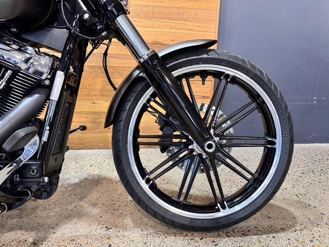 2019 HARLEY-DAVIDSON FXBRS BREAKOUT (114) CRUISER