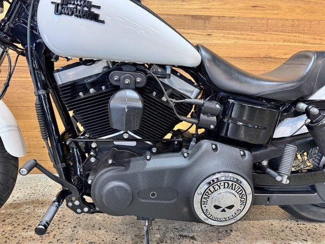 2015 HARLEY-DAVIDSON FXDB STREET BOB CRUISER