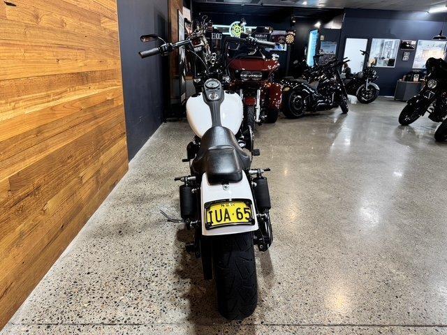 2015 HARLEY-DAVIDSON FXDB STREET BOB CRUISER