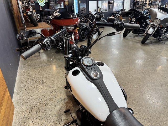 2015 HARLEY-DAVIDSON FXDB STREET BOB CRUISER