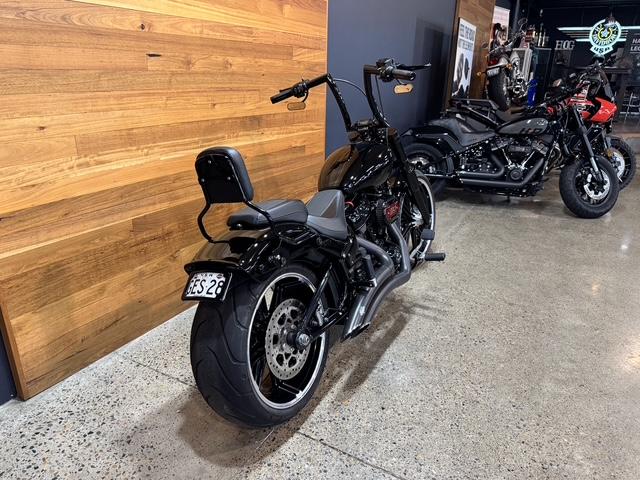 2022 HARLEY-DAVIDSON FXBRS BREAKOUT (114) CRUISER