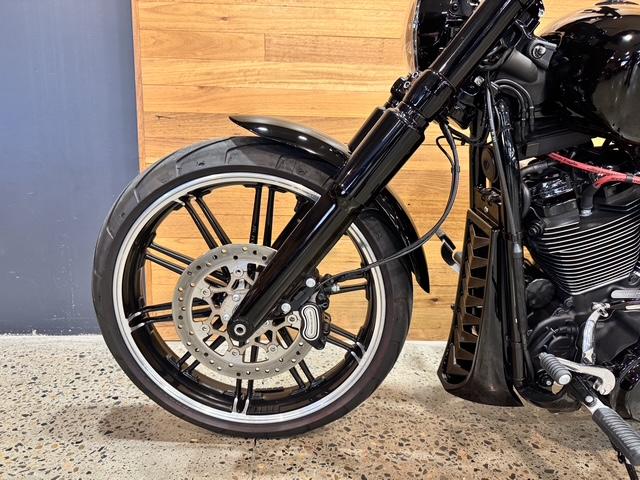 2022 HARLEY-DAVIDSON FXBRS BREAKOUT (114) CRUISER