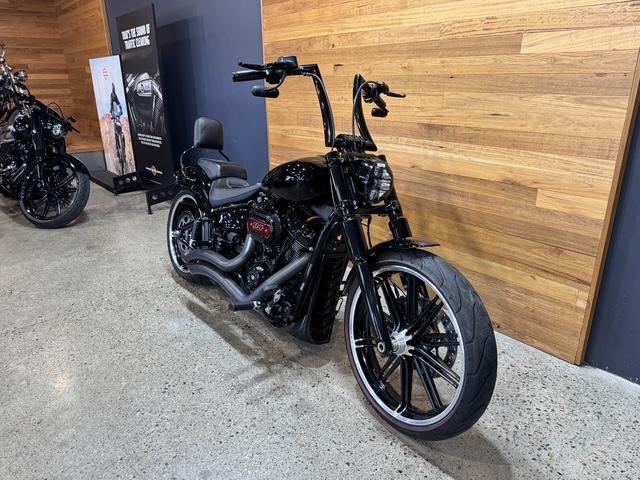 2022 HARLEY-DAVIDSON FXBRS BREAKOUT (114) CRUISER