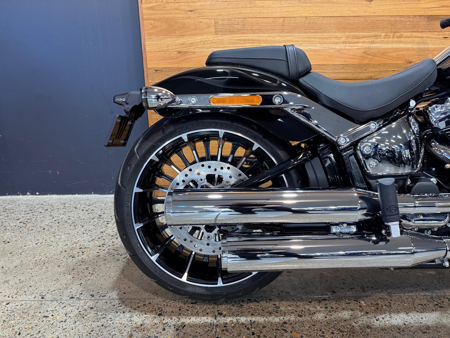2025 HARLEY-DAVIDSON FXBR BREAKOUT (117) CRUISER