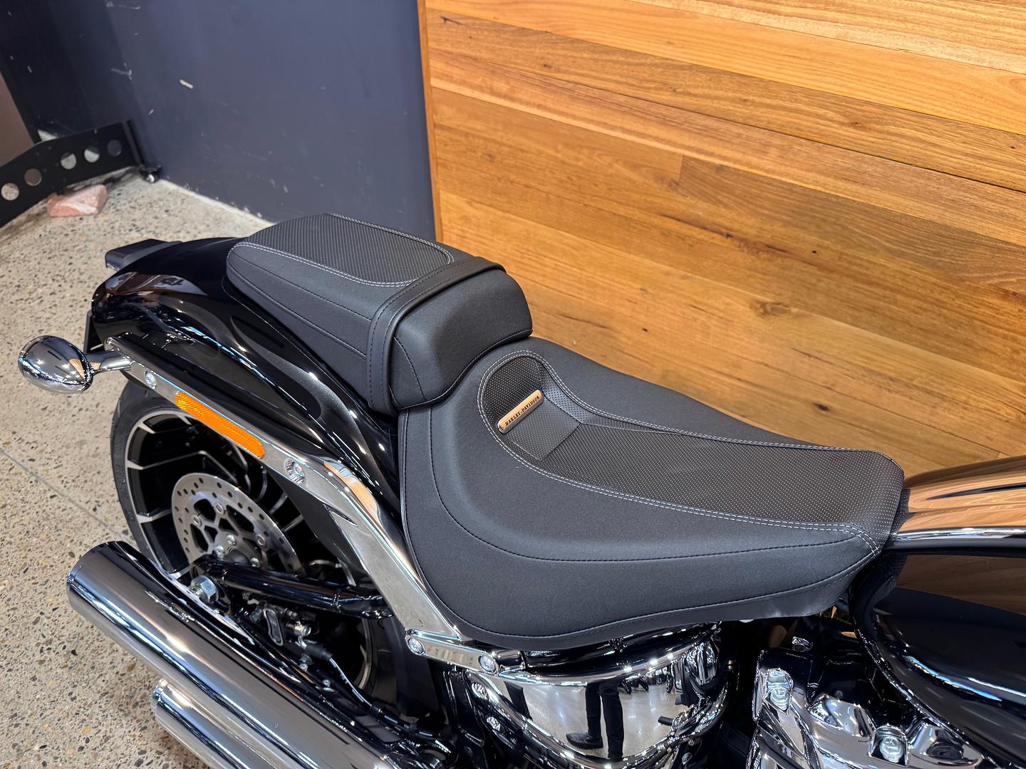 2025 HARLEY-DAVIDSON FXBR BREAKOUT (117) CRUISER